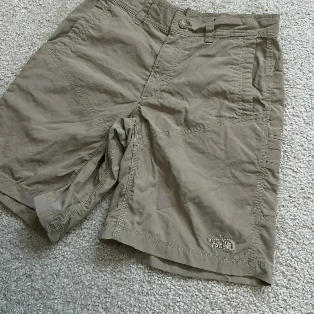 The North Face Horizon Utility Short Men’s Size 32 Regular CFT2 10” Dune Beige
